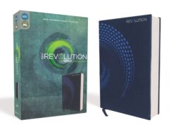 NIV, Revolution Bible, Imitation Leather, Blue: The Bible for Teen Guys